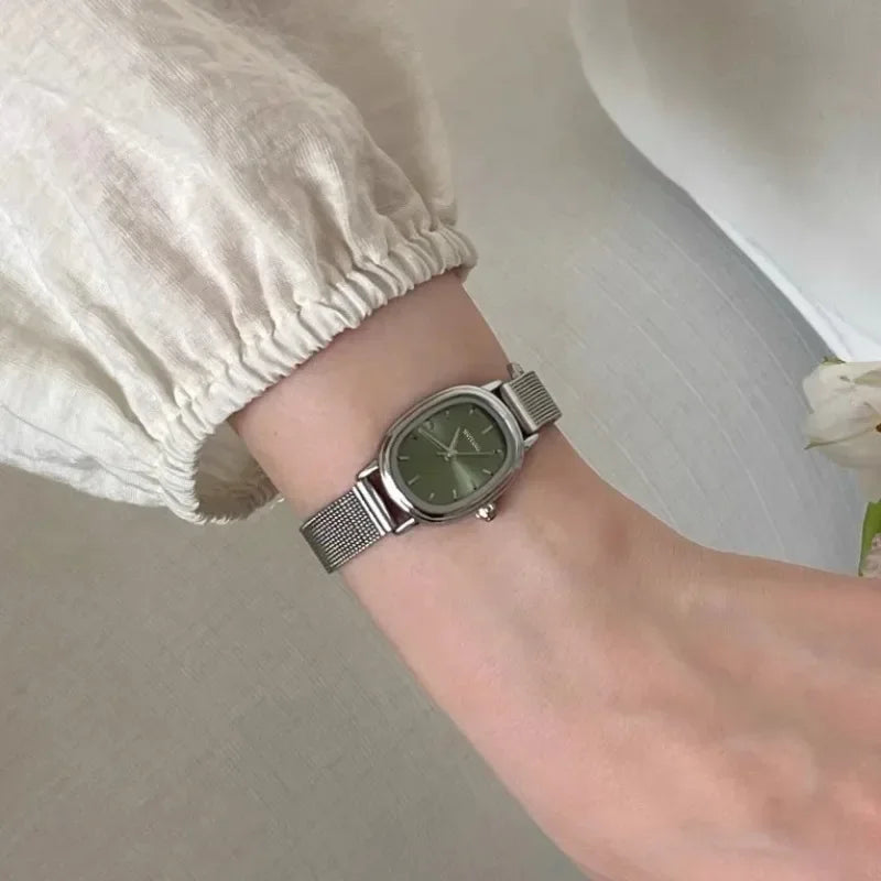 reloj minimalista y elegante