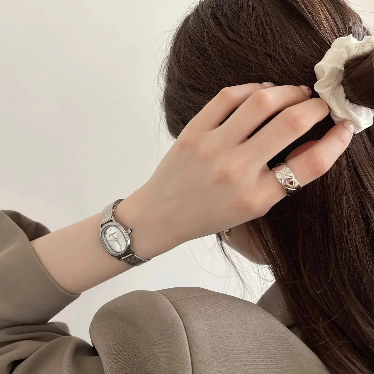 reloj minimalista y elegante